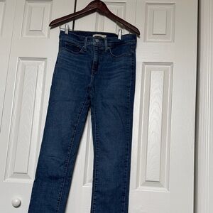 Classic Blue Levis 312 Shaping Slim Women's Jeans